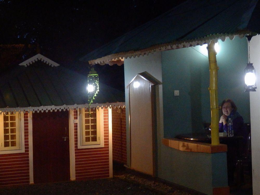 Green Garden Cottage Thekkady Exteriör bild