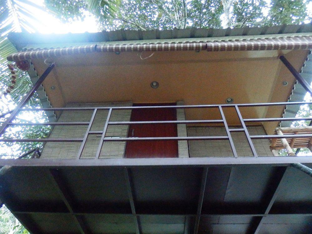 Green Garden Cottage Thekkady Exteriör bild