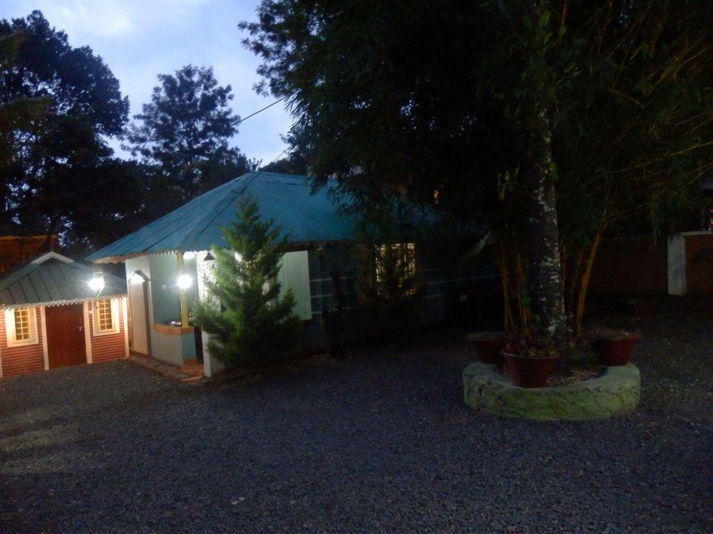 Green Garden Cottage Thekkady Exteriör bild